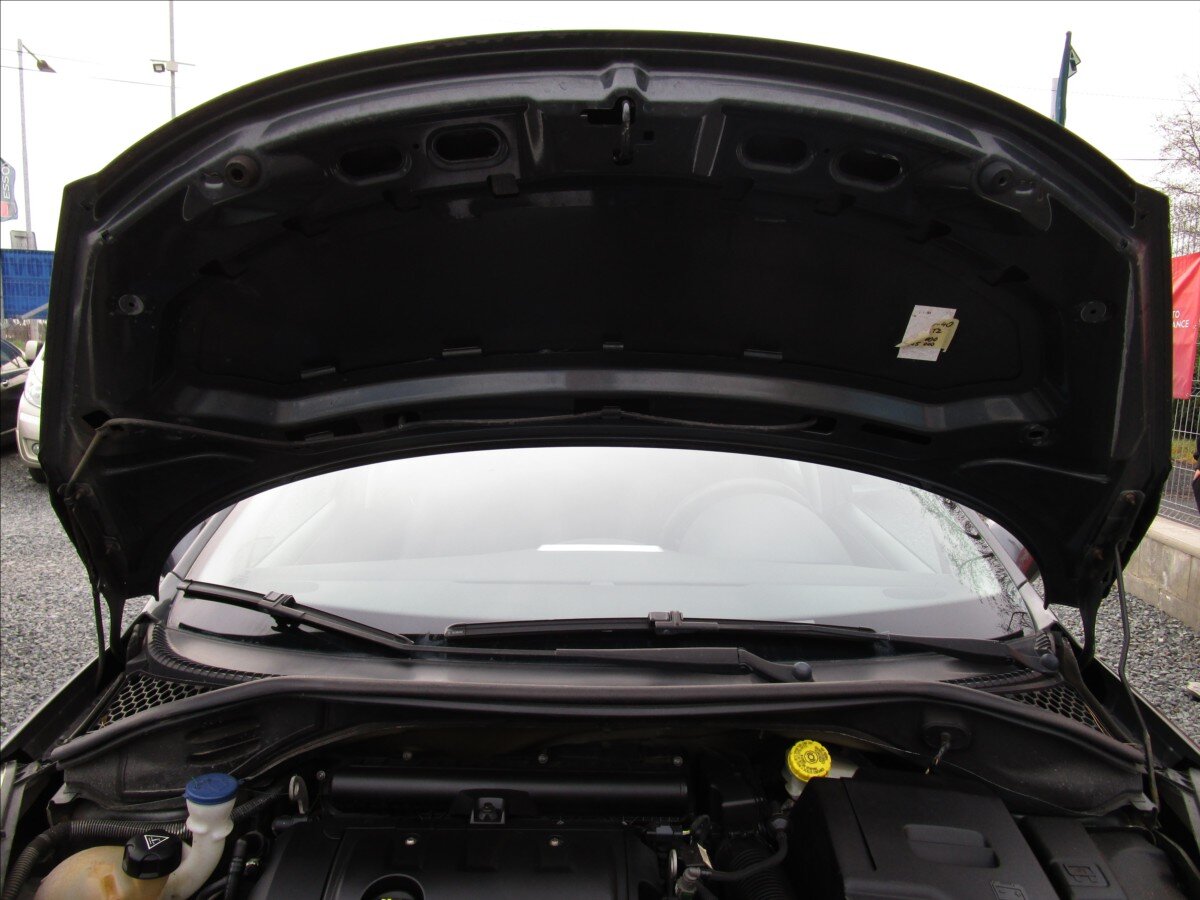 Peugeot 207 Hatchback 1,4 l 70 kw