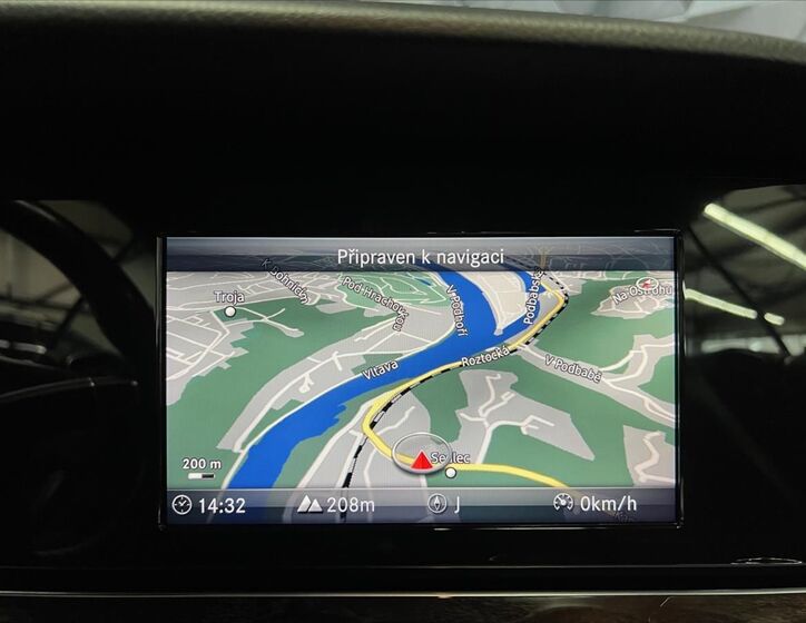 Mercedes-Benz Třídy E 21