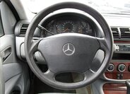 Mercedes-Benz Třídy M Kombi 2,7 l 120 kw