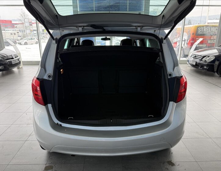 Opel Meriva MPV 1,4 l 88 kw