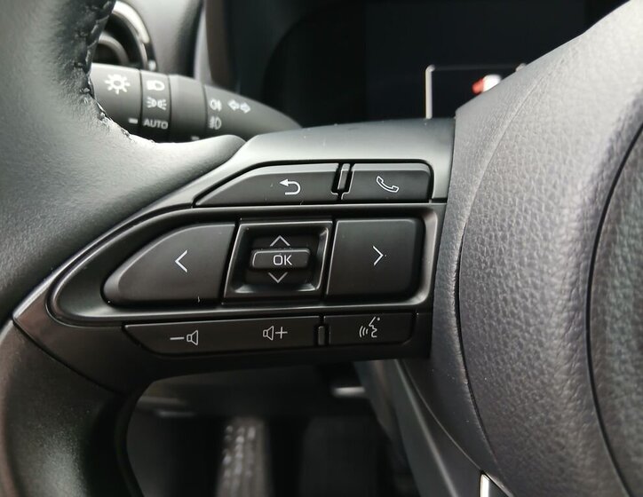 Toyota Yaris Cross SUV 1,5 l 68 kw