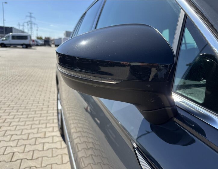 Volkswagen Tiguan SUV 2,0 l 110 kw