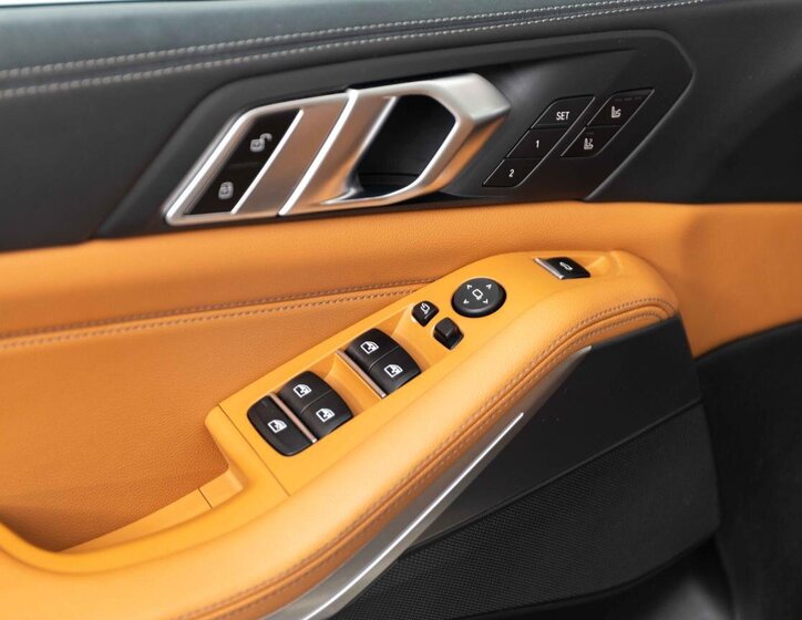 BMW X5 SUV 3,0 l 250 kw