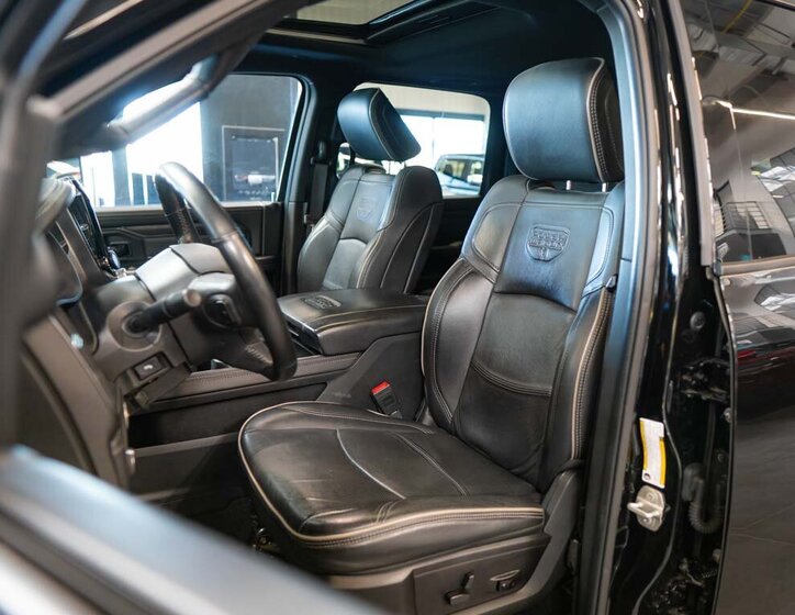 Dodge RAM Pick-up 6,4 l 306 kw