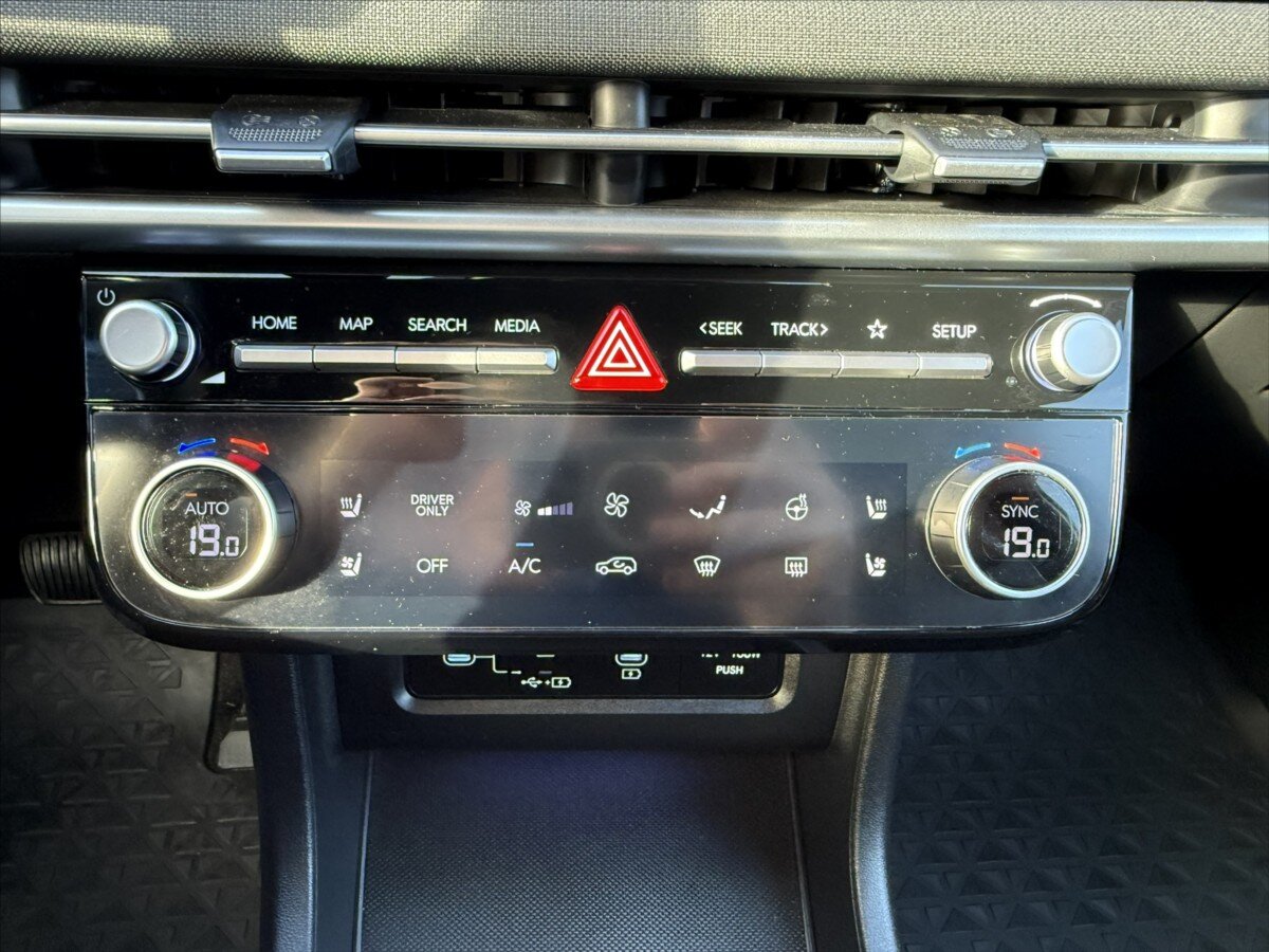 Hyundai Tucson SUV 1,6 l 185 kw