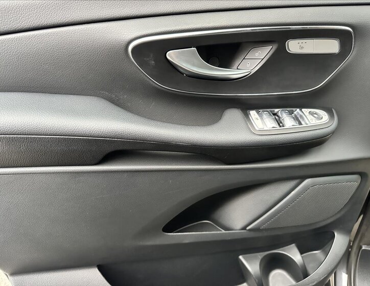 Mercedes-Benz Třídy V Kombi 2,0 l 140 kw