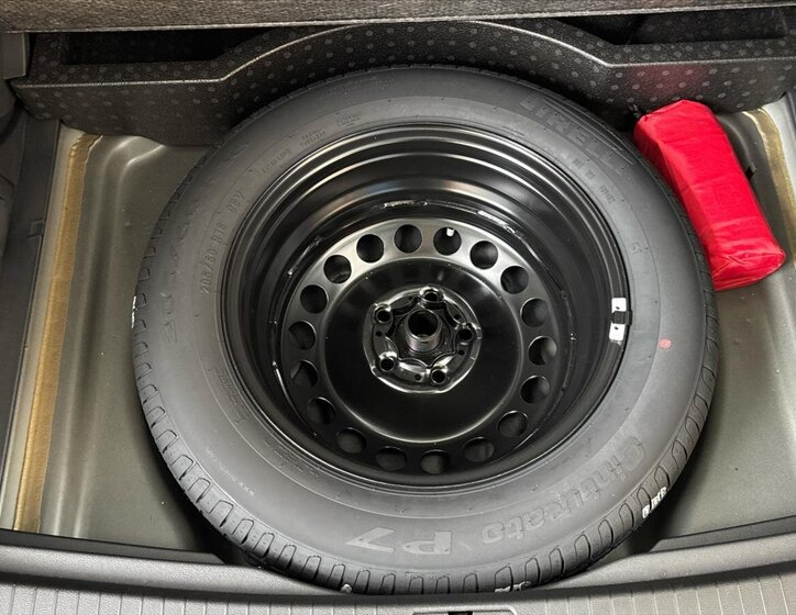 Volkswagen Touran MPV 1,5 l 110 kw