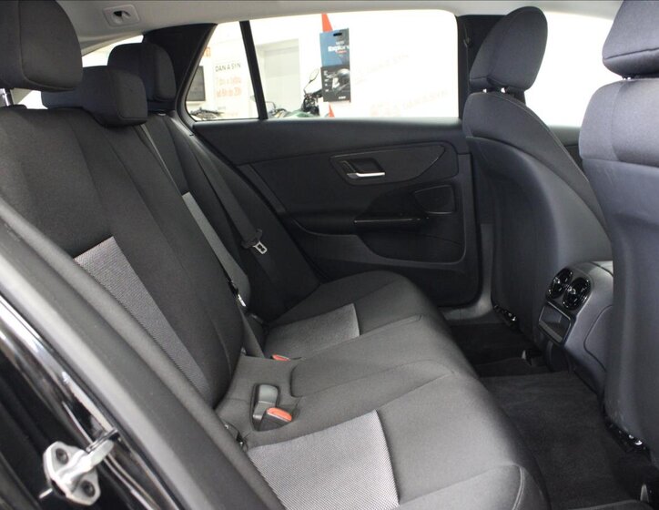 Mercedes-Benz Třídy C 13