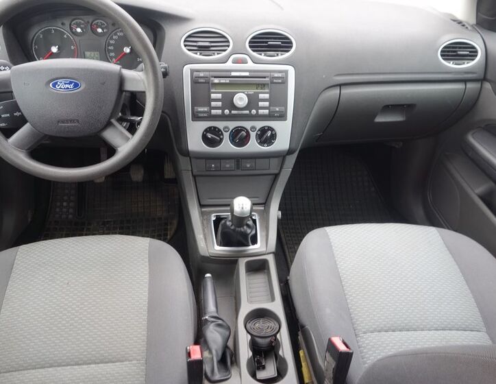 Ford Focus 12