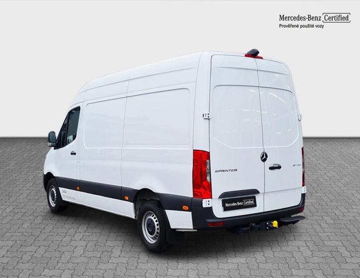 Mercedes-Benz Sprinter 3