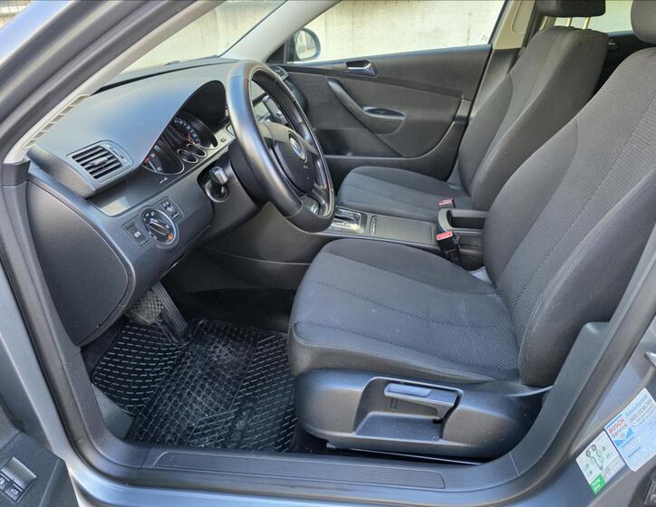 Volkswagen Passat 9