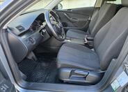 Volkswagen Passat 9