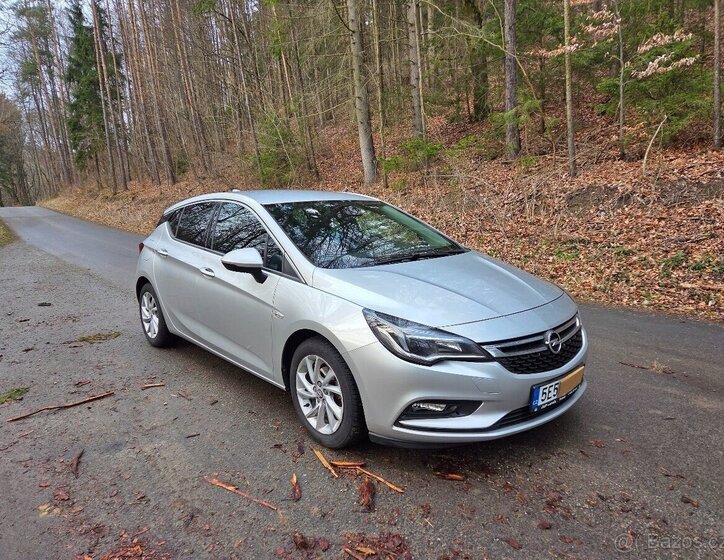 Opel Astra SUV / Terénní 0,0 92 kw