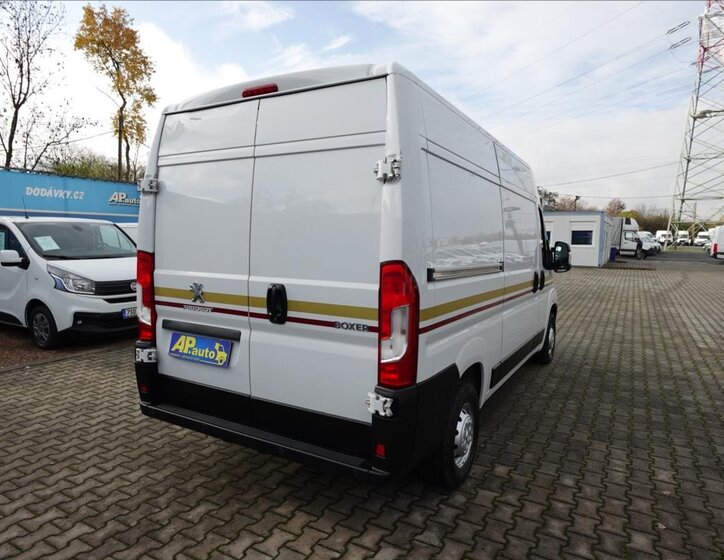 Peugeot Boxer Ostatní 2,2 l 121 kw