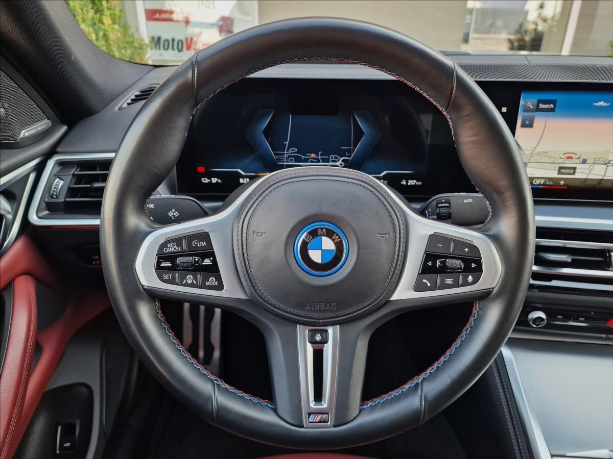 BMW i4 Sedan / Limuzína 0,0 400 kw