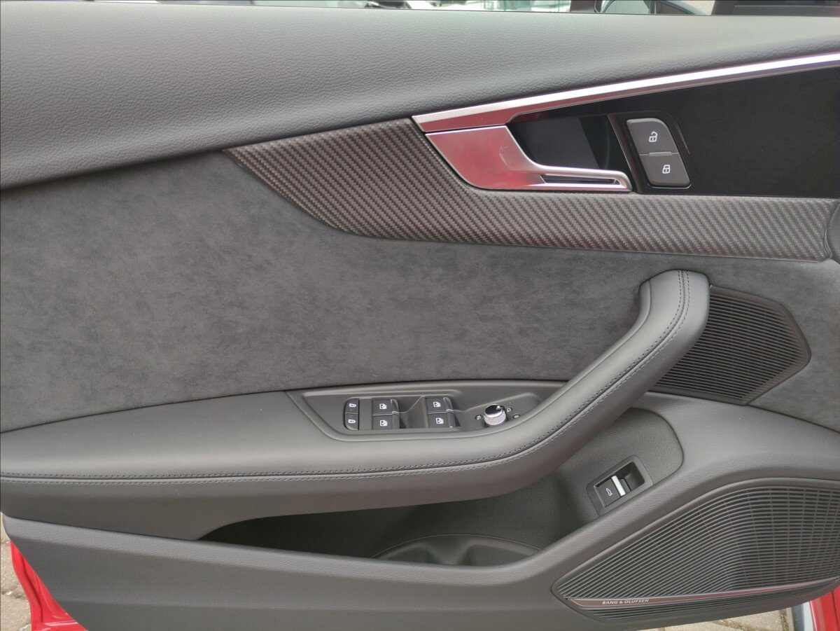 Audi RS 4 Kombi 2,9 l 331 kw