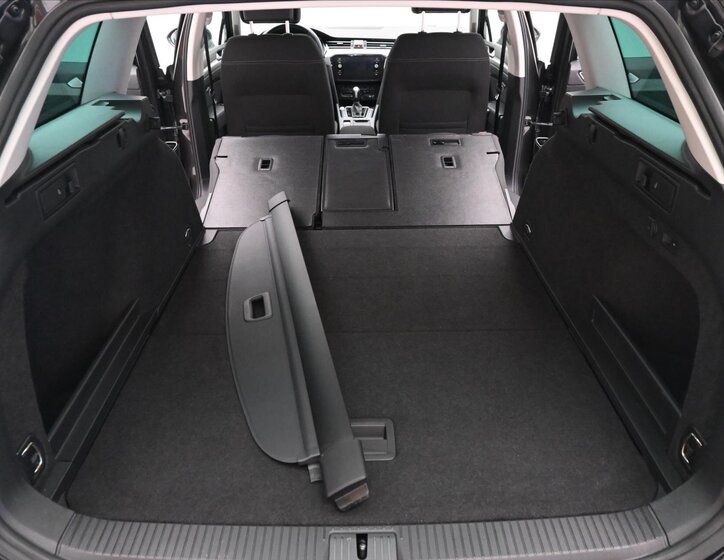 Volkswagen Passat Kombi 2,0 l 110 kw
