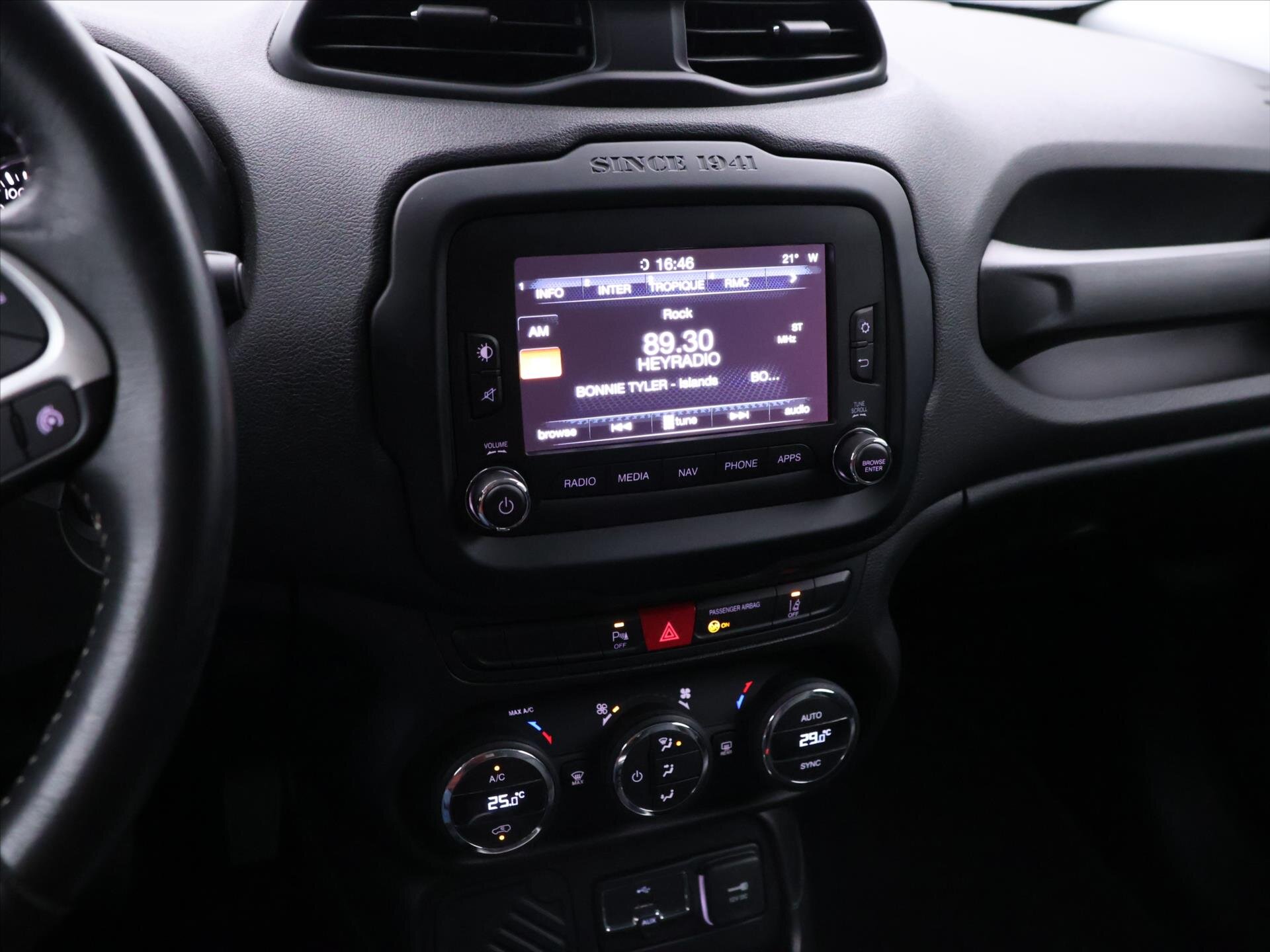 Jeep Renegade SUV / Terénní 1,4 l 103 kw