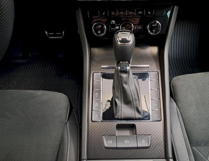 Škoda Superb Kombi 2,0 l 147 kw