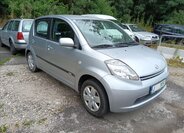 Daihatsu Sirion Hatchback 998,0 51 kw