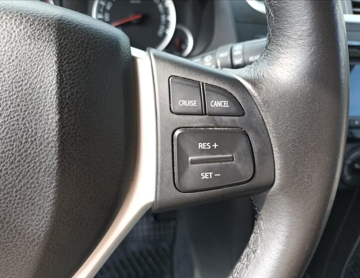 Suzuki Swift Hatchback 1,2 l 69 kw