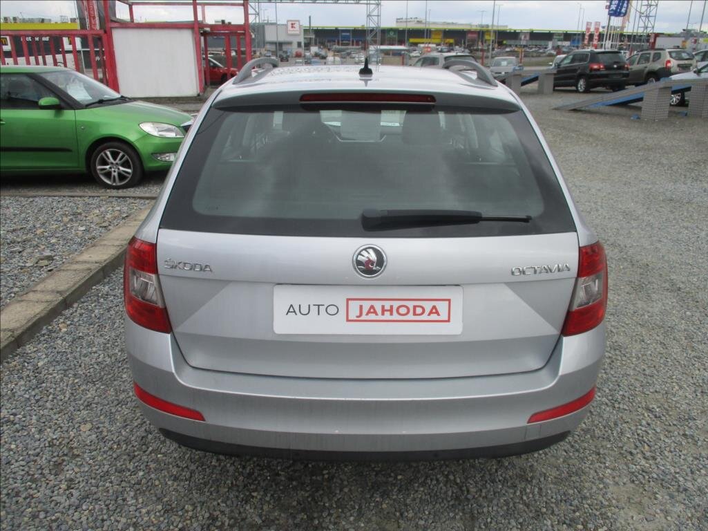 Škoda Octavia Kombi 2,0 l 110 kw