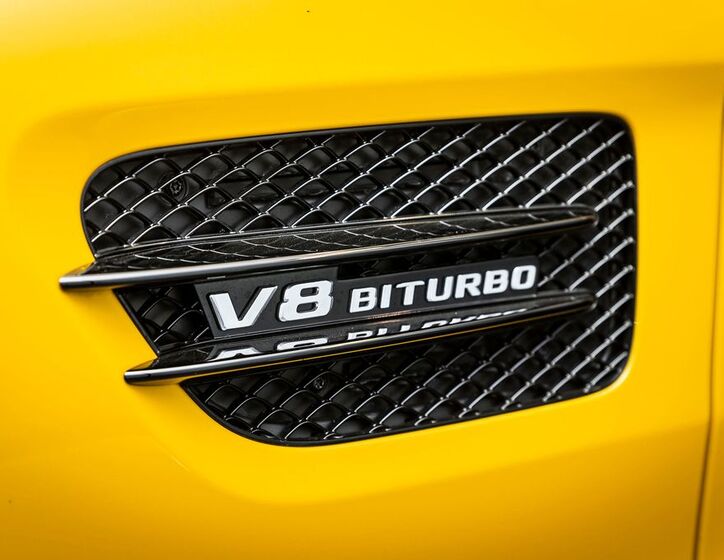 Mercedes-Benz AMG GT 20