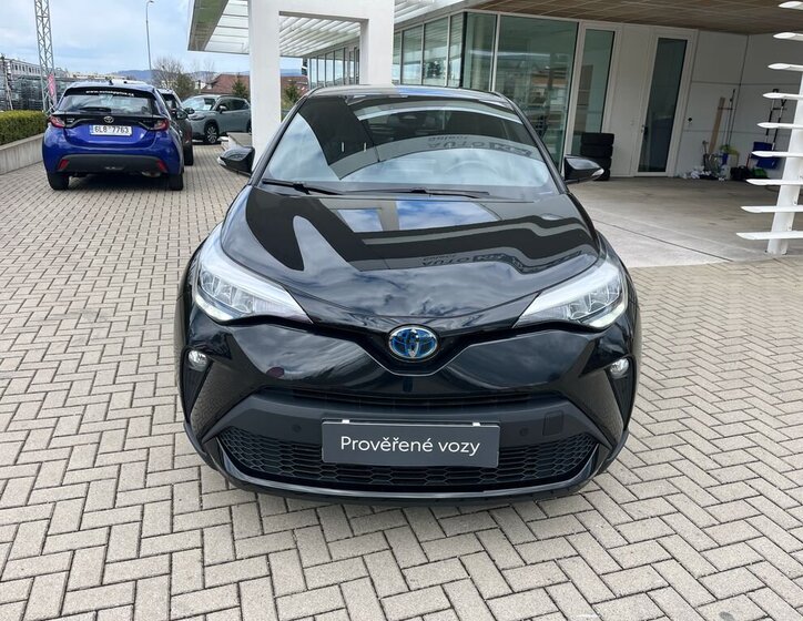 Toyota C-HR SUV / Terénní 1,8 l 72 kw