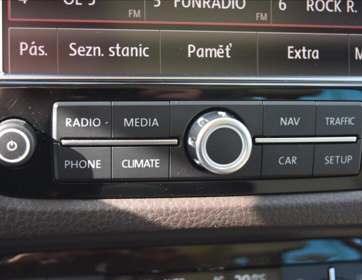 Volkswagen Touareg 52