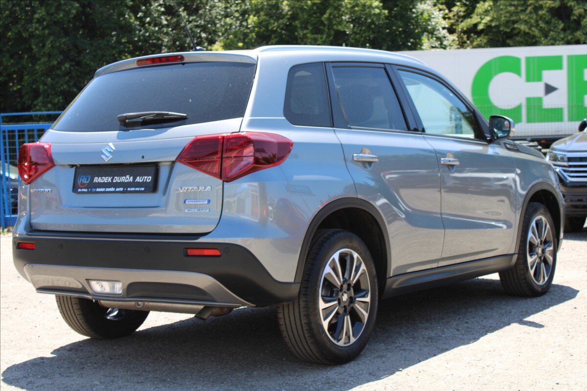 Suzuki Vitara SUV / Terénní 1,4 l 95 kw