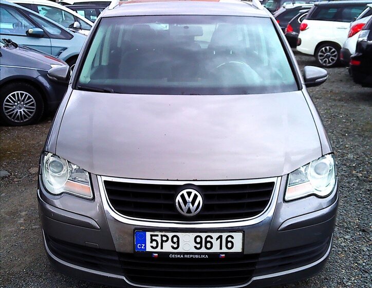 Volkswagen Touran Kombi 2,0 l 103 kw