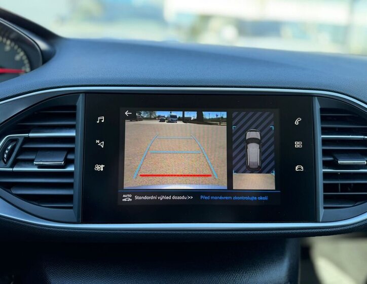 Peugeot 308 Kombi 1,2 l 81 kw