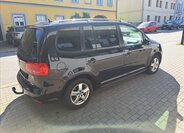 Volkswagen Touran Kombi 1,6 l 77 kw