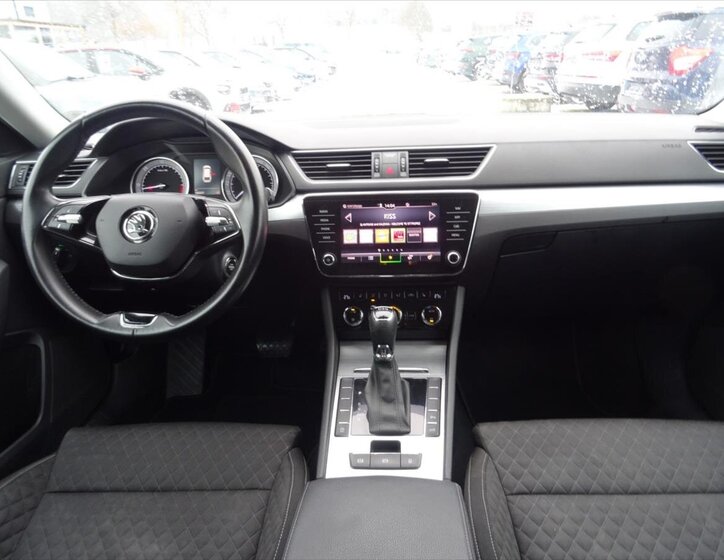 Škoda Superb Kombi 1,6 l 88 kw