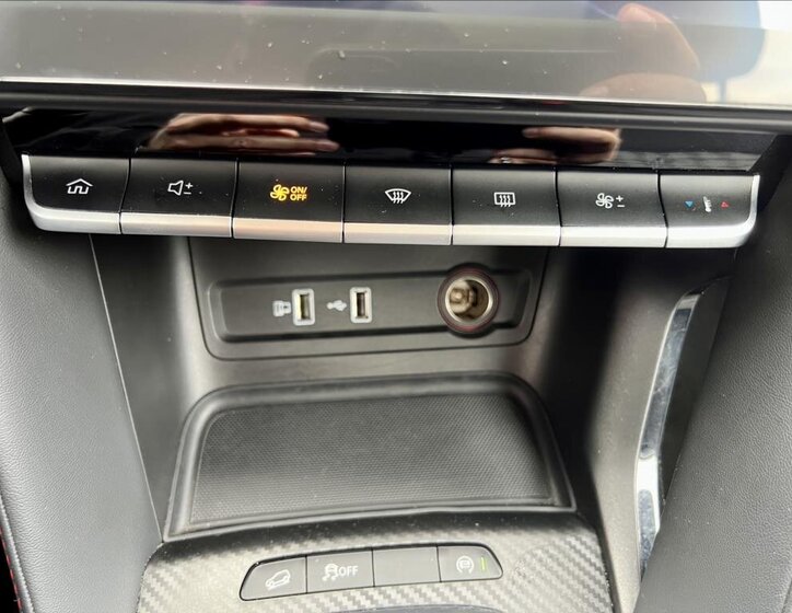 MG ZS Hatchback 1,5 l 78 kw