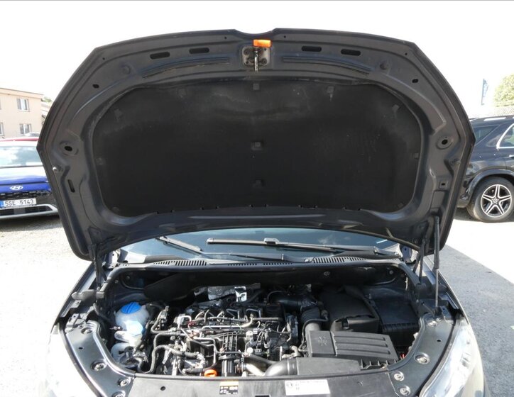 Volkswagen Caddy Kombi 1,6 l 75 kw