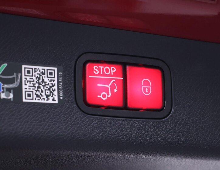 Mercedes-Benz Třídy E Kombi 2,0 l 145 kw