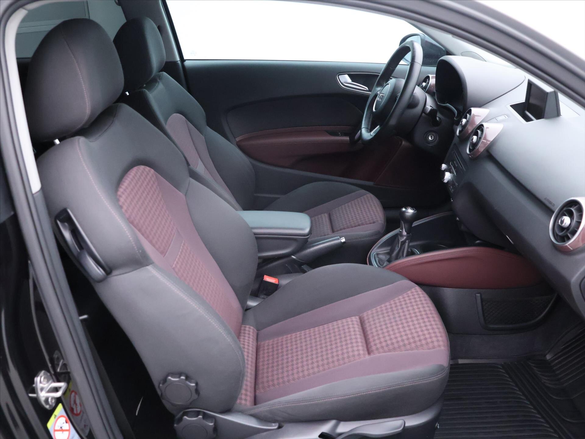 Audi A1 Hatchback 1,4 l 105 kw