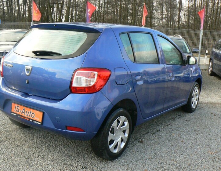 Dacia Sandero Hatchback 898,0 66 kw