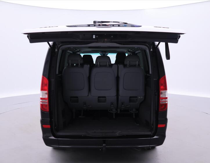 Mercedes-Benz Viano 9