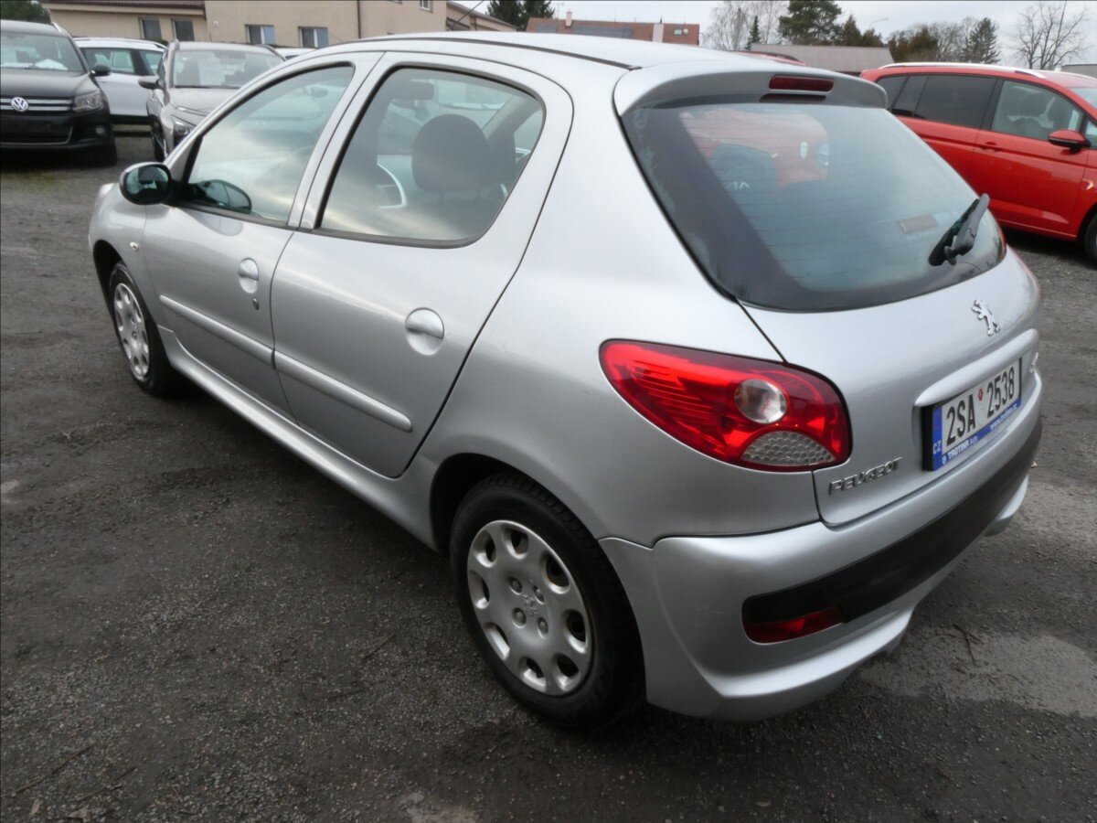 Peugeot 206