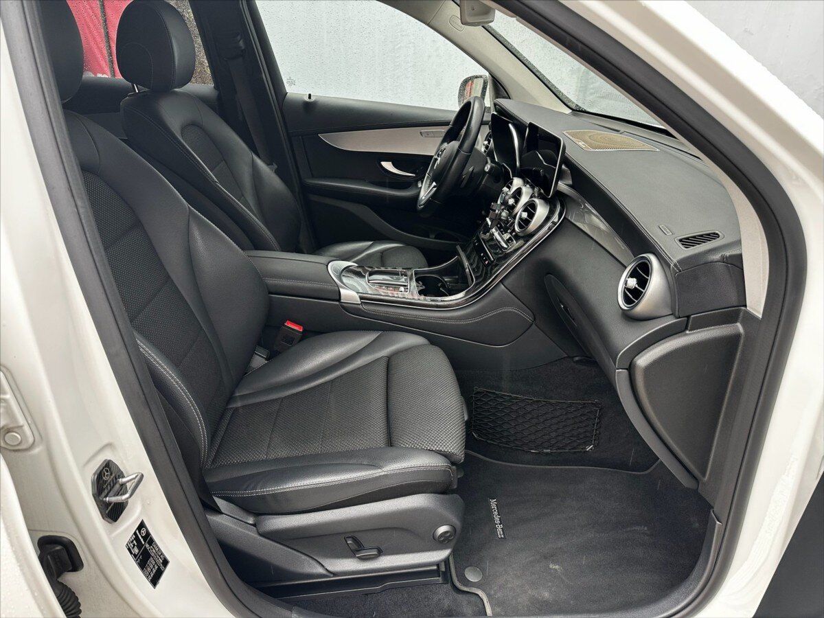 Mercedes-Benz GLC Kombi 2,0 l 143 kw