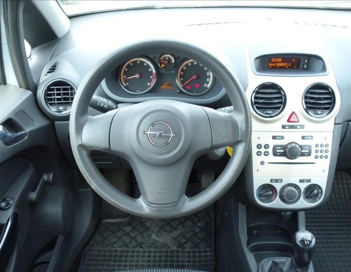 Opel Corsa Hatchback 1,2 l 59 kw