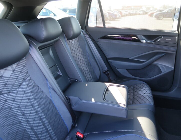 Volkswagen Passat Kombi 1,5 l 130 kw