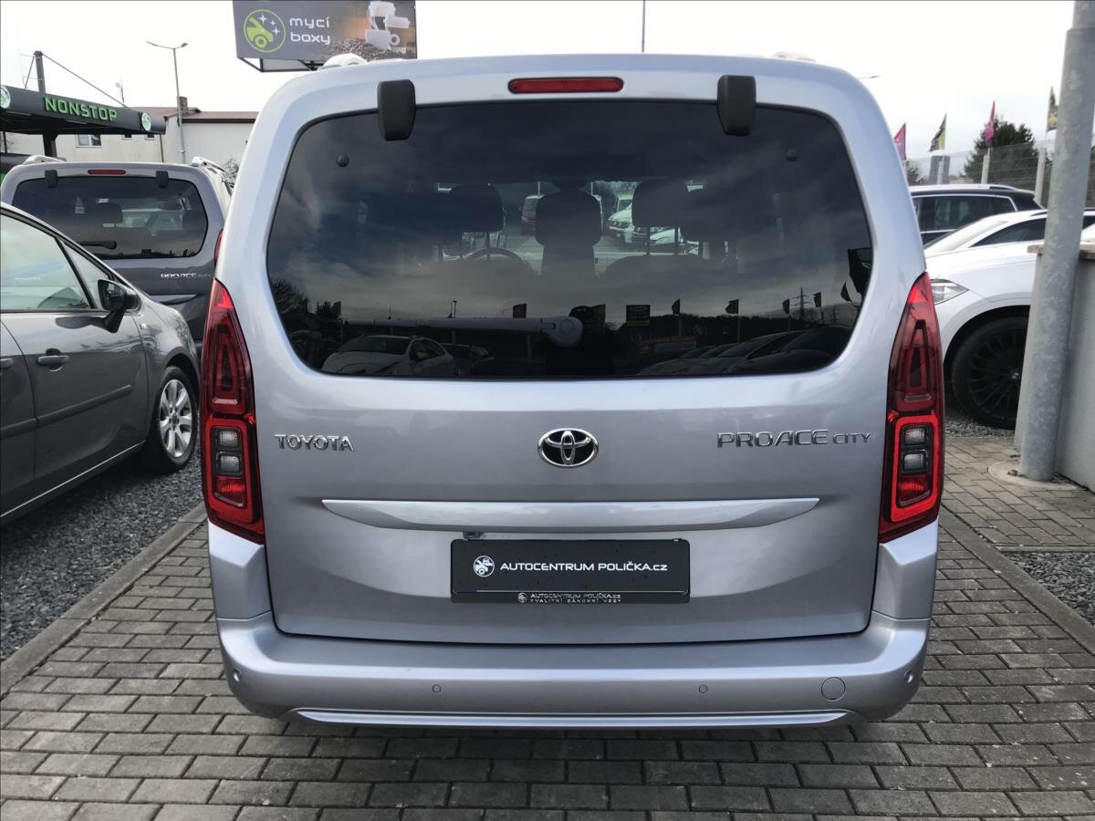 Toyota ProAce City Verso Kombi 1,5 l 96 kw