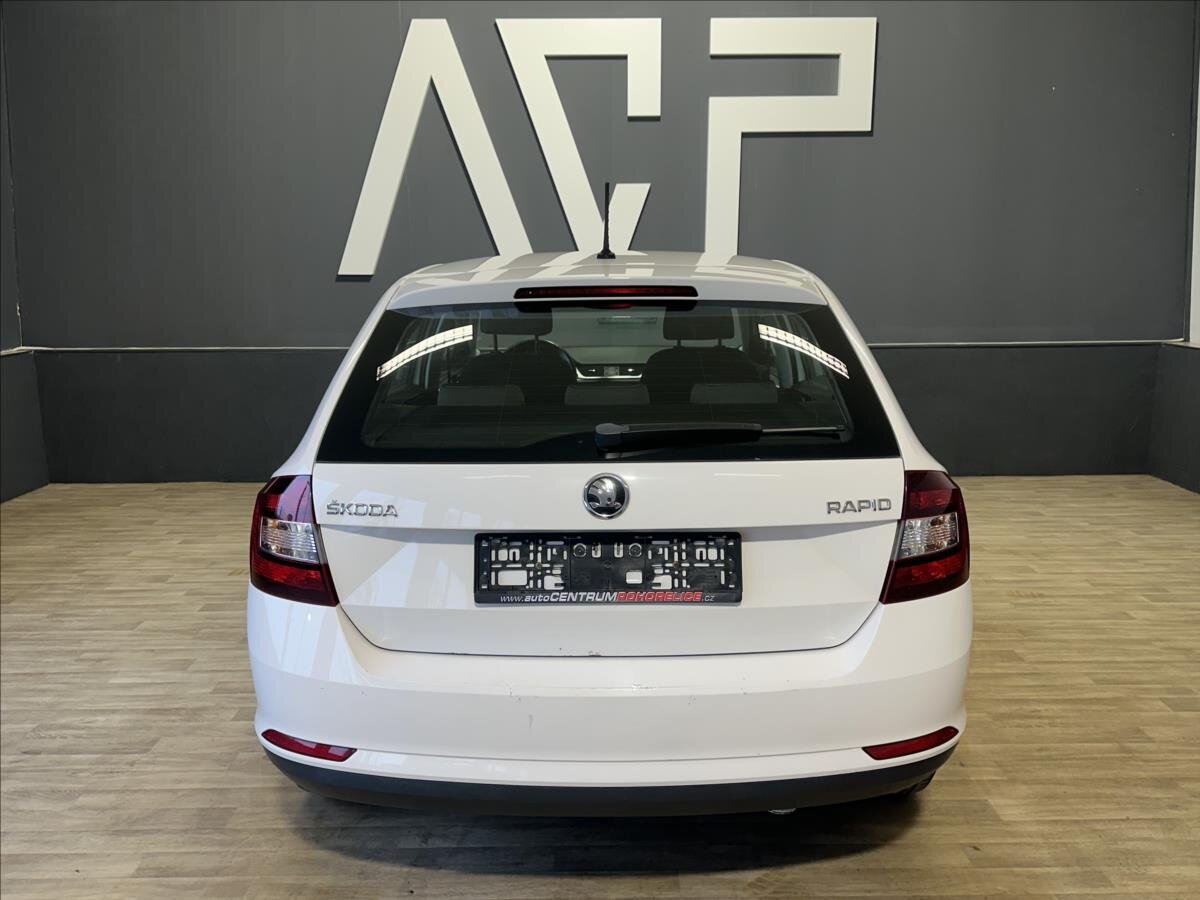 Škoda Rapid Hatchback 999,0 81 kw