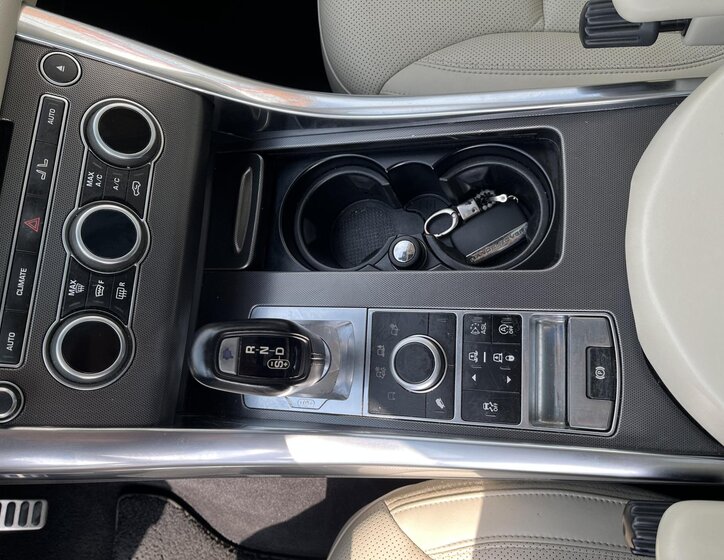 Land Rover Range Rover Sport SUV / Terénní 3,0 l 190 kw