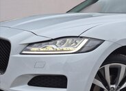 Jaguar F-Pace SUV 3,0 l 221 kw