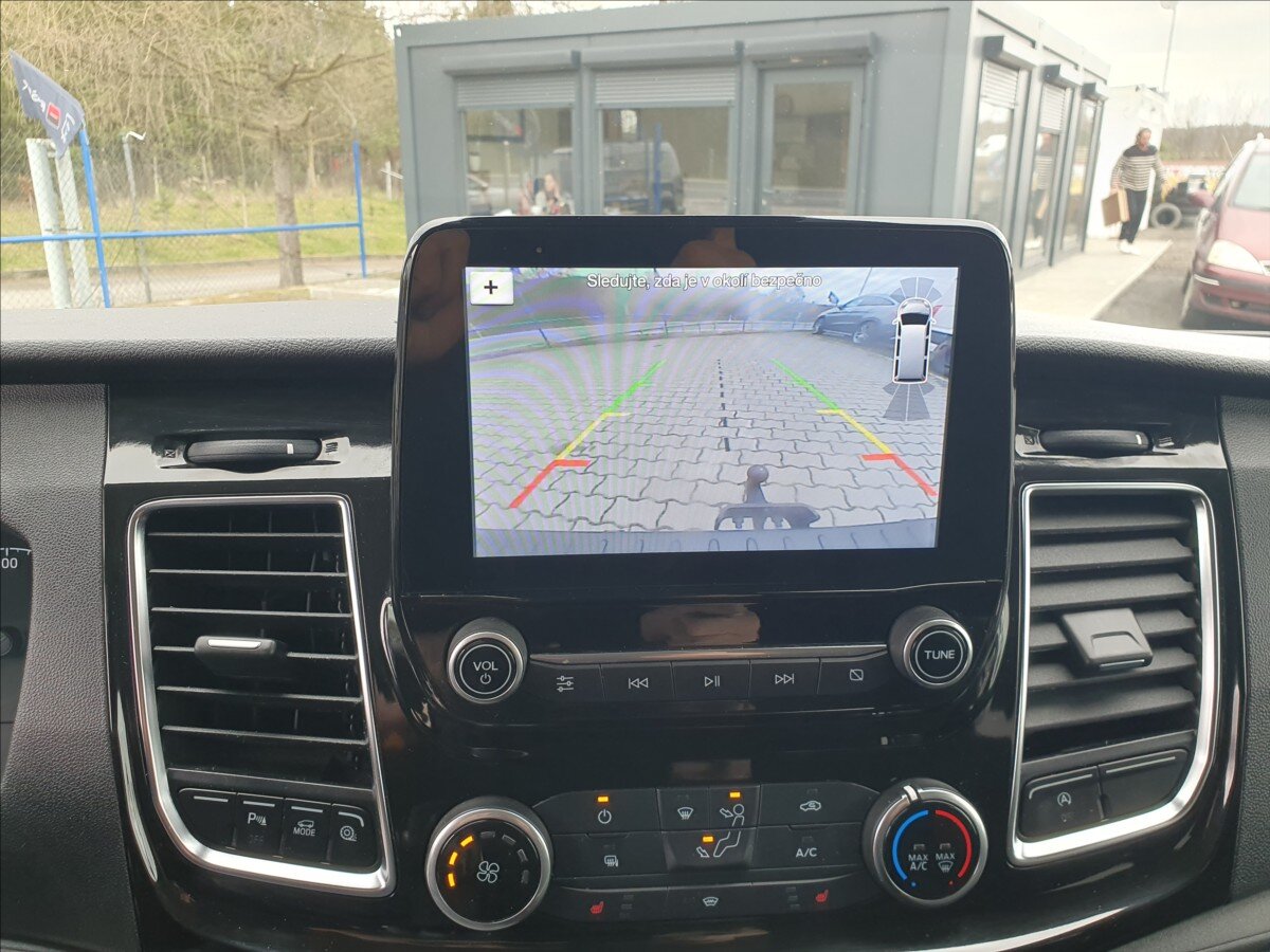 Ford Tourneo Custom Ostatní 2,0 l 96 kw