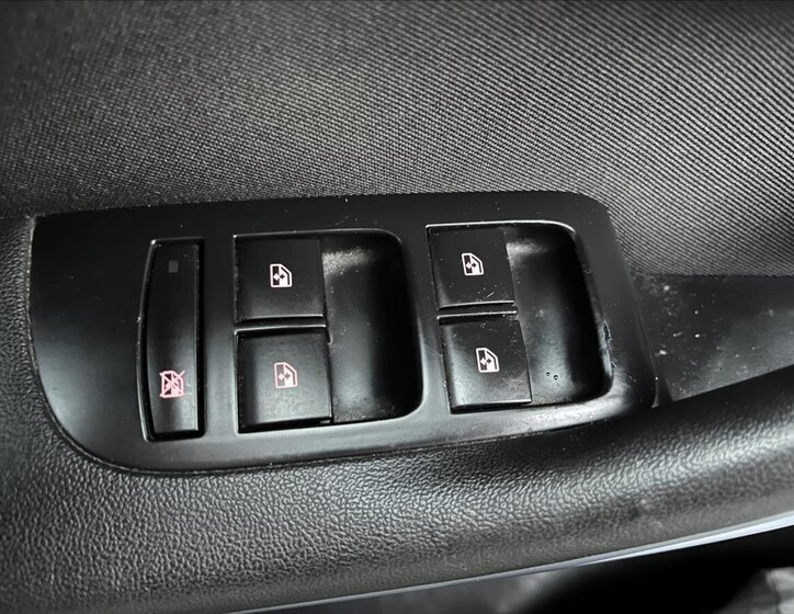 Opel Zafira MPV 1,6 l 100 kw